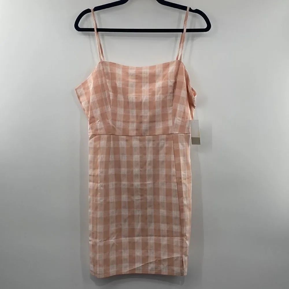 3For$20 BP NWT Peach/White Midi Dress